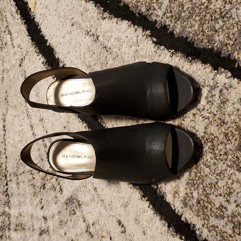 COPY - 5 for $20 🌹 New, clean Bandolino Open Toe Wedges Sz 6